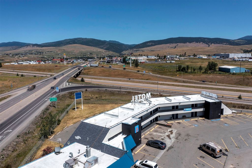 8060 Hwy 10 W, Missoula, MT 59808 photo 12