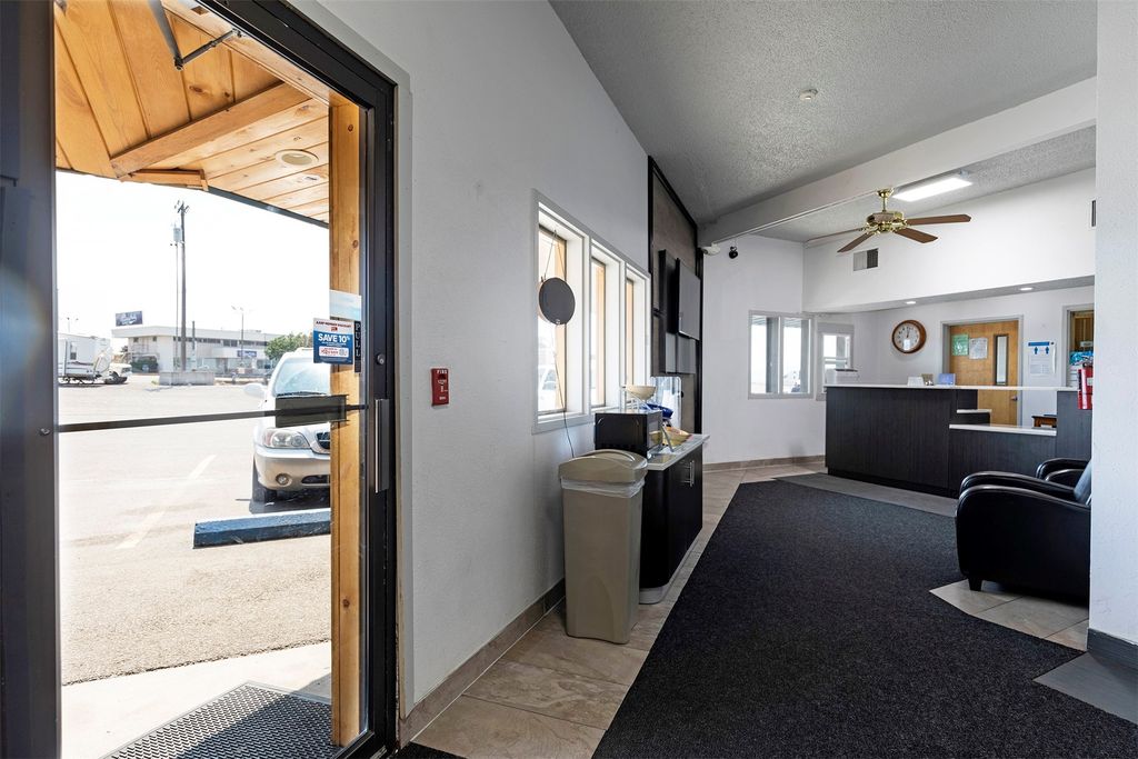 8060 Hwy 10 W, Missoula, MT 59808 photo 19