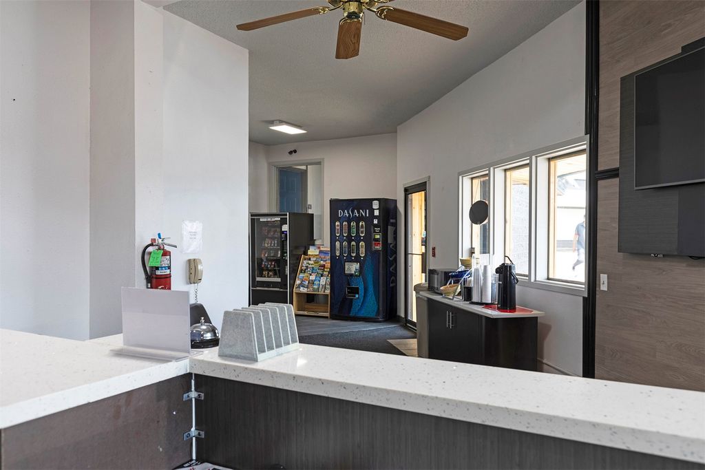 8060 Hwy 10 W, Missoula, MT 59808 photo 23