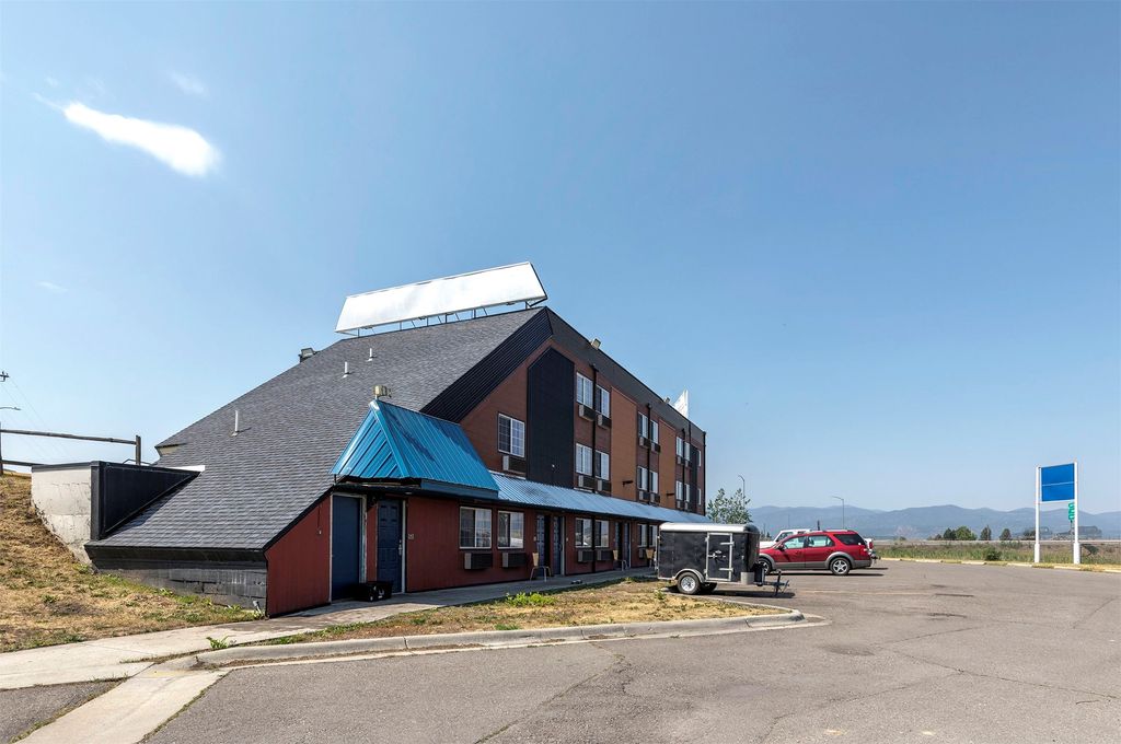 8060 Hwy 10 W, Missoula, MT 59808 photo 5