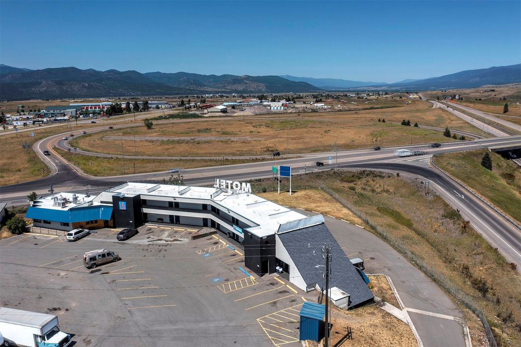 8060 Hwy 10 W, Missoula, MT 59808 photo 7