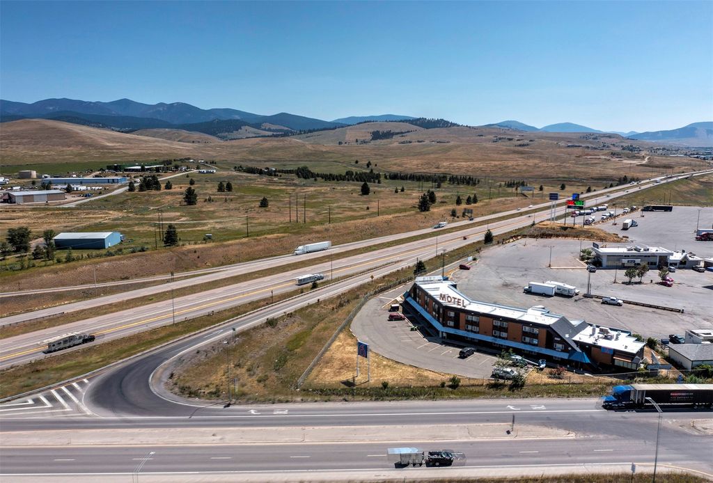8060 Hwy 10 W, Missoula, MT 59808 photo 9