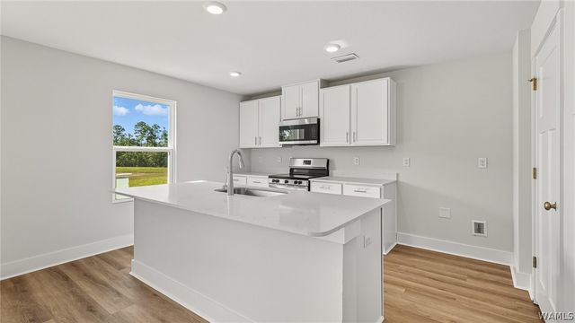 11585 Shortleaf, Moundville, AL 35474