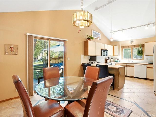 5527 Stonewall Pl, Boulder, CO 80303