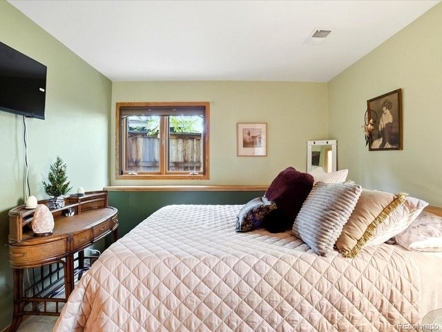 5527 Stonewall Pl, Boulder, CO 80303