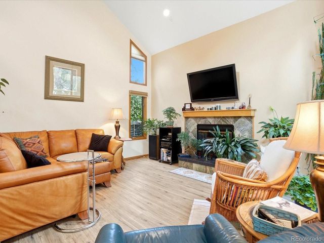 5527 Stonewall Pl, Boulder, CO 80303