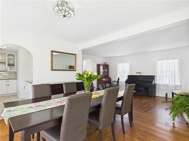 135 Cypress Street, Providence, RI 02906