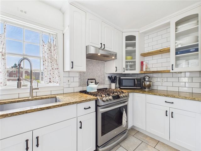 135 Cypress Street, Providence, RI 02906