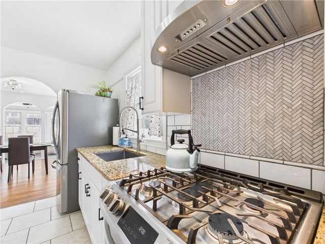 135 Cypress Street, Providence, RI 02906