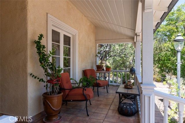 1535 Royal Boulevard, Glendale, CA 91207