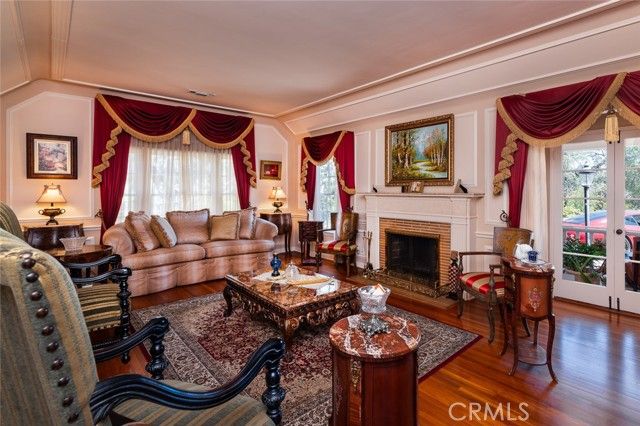 1535 Royal Boulevard, Glendale, CA 91207