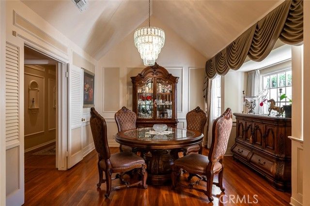 1535 Royal Boulevard, Glendale, CA 91207