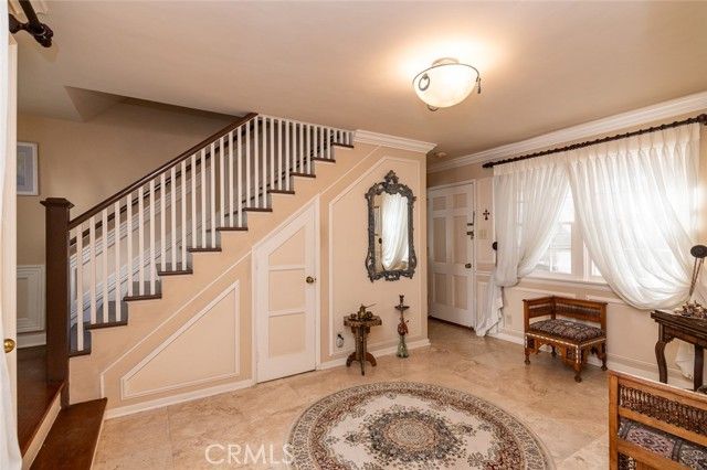 1535 Royal Boulevard, Glendale, CA 91207