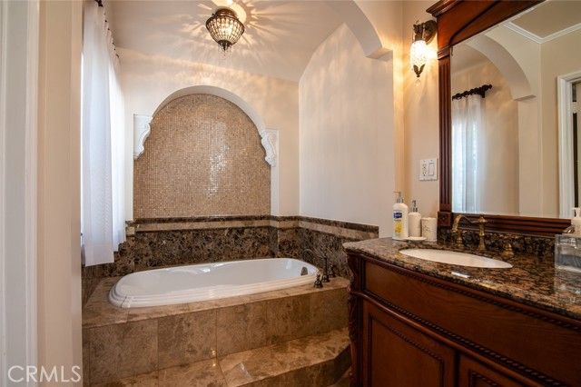 1535 Royal Boulevard, Glendale, CA 91207