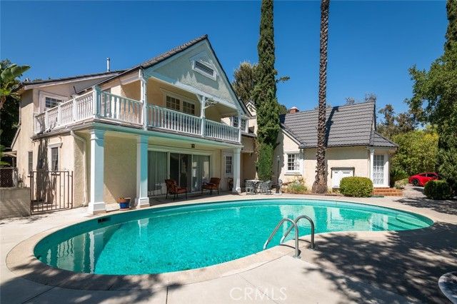 1535 Royal Boulevard, Glendale, CA 91207