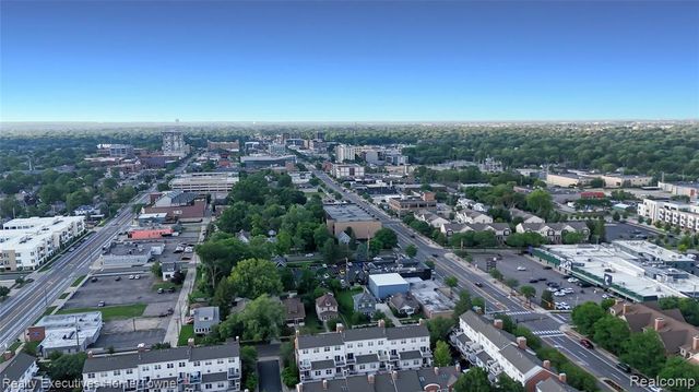 1306 S Main Street, Royal Oak, MI 48067