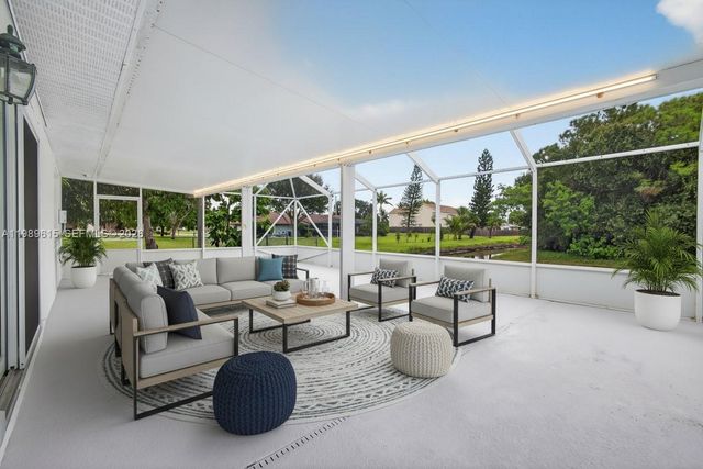 2221 SE Sidonia St, Port St. Lucie, FL 34952