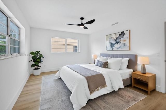 2221 SE Sidonia St, Port St. Lucie, FL 34952