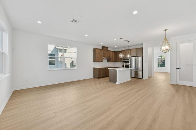 1882 FALCONHURST LANE, Apopka, FL 32703