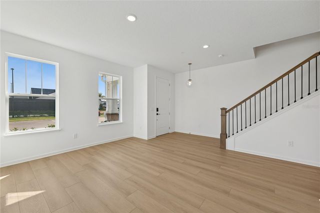 1882 FALCONHURST LANE, Apopka, FL 32703