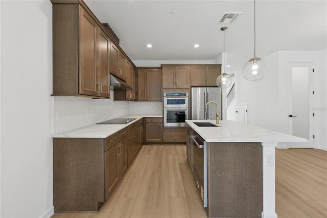 1882 FALCONHURST LANE, Apopka, FL 32703