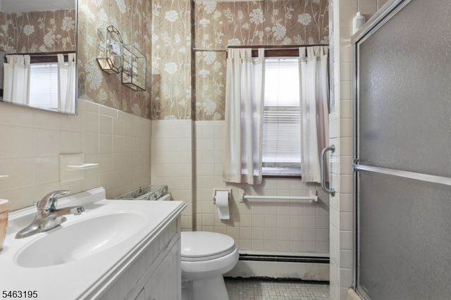 156 Cornell Ave, Hawthorne Boro, NJ 07506