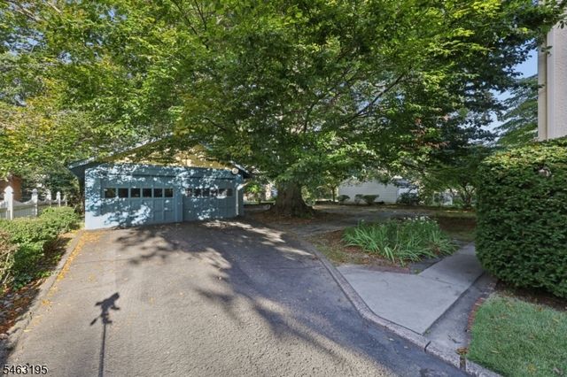156 Cornell Ave, Hawthorne Boro, NJ 07506