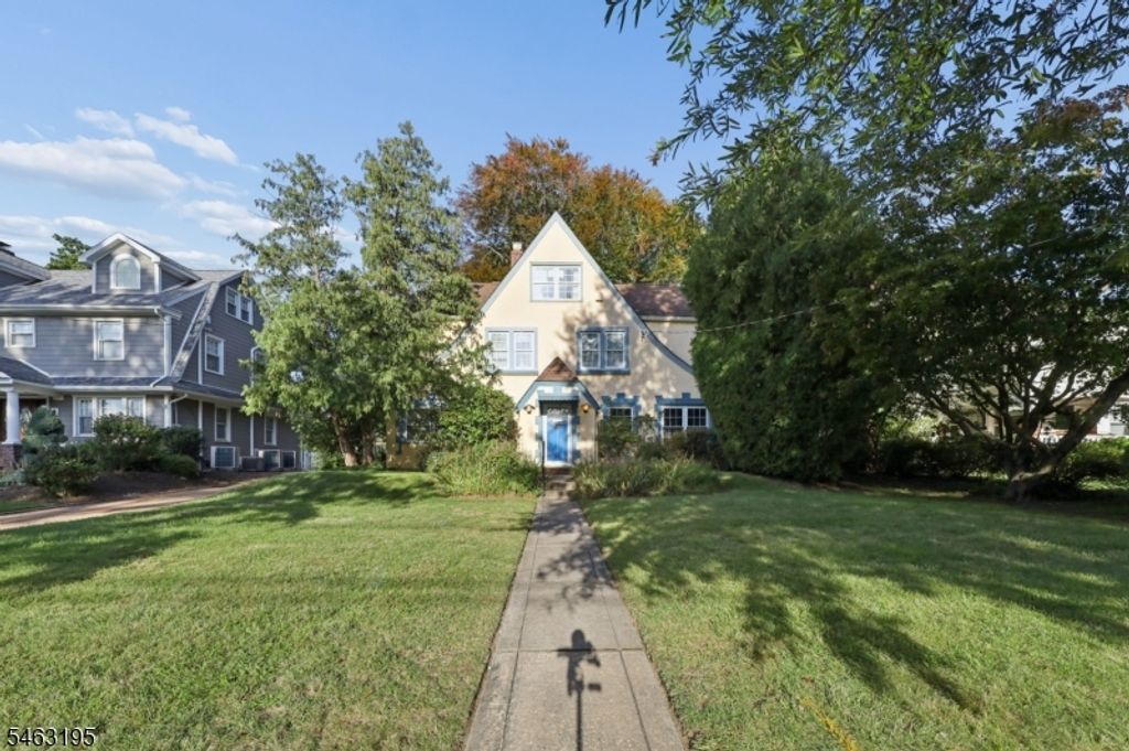 156 Cornell Ave, Hawthorne Boro, NJ 07506