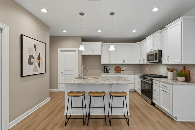 1004 Lakeshore Dr, Baden, PA 15005