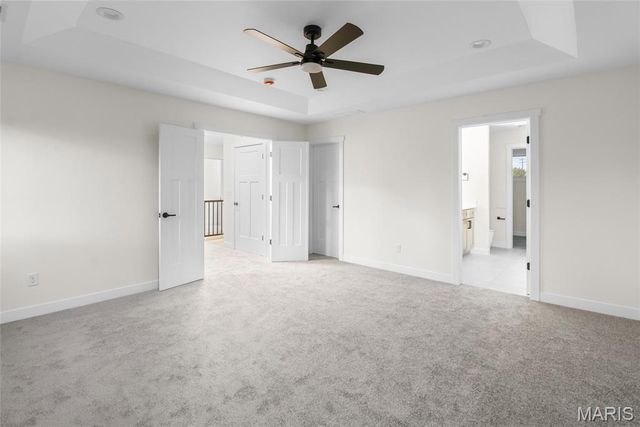 12430 Somerset Place Drive, St Louis, MO 63128