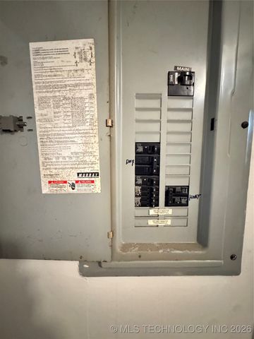 435 S Maple Street, Nowata, OK 74048