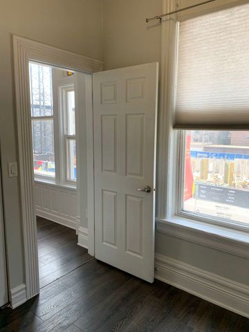 1653 N Halsted Street 2F, Chicago, IL 60614