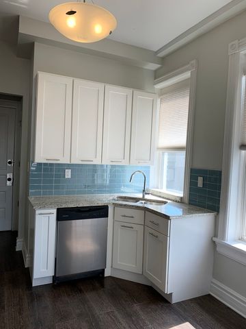 1653 N Halsted Street 2F, Chicago, IL 60614