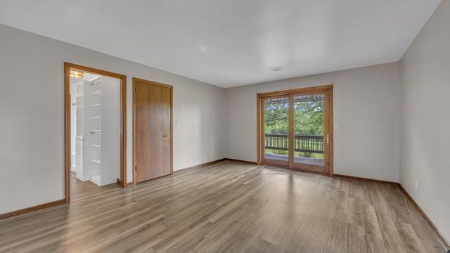 W4978 Valley Creek ROAD, Fond Du Lac, WI 54937