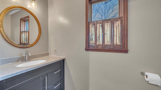 W4978 Valley Creek ROAD, Fond Du Lac, WI 54937