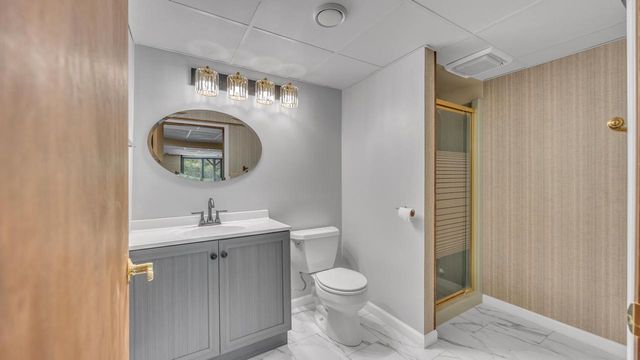 W4978 Valley Creek ROAD, Fond Du Lac, WI 54937