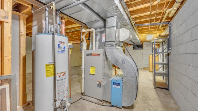 W4978 Valley Creek ROAD, Fond Du Lac, WI 54937