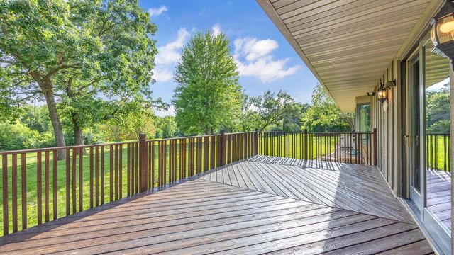 W4978 Valley Creek ROAD, Fond Du Lac, WI 54937