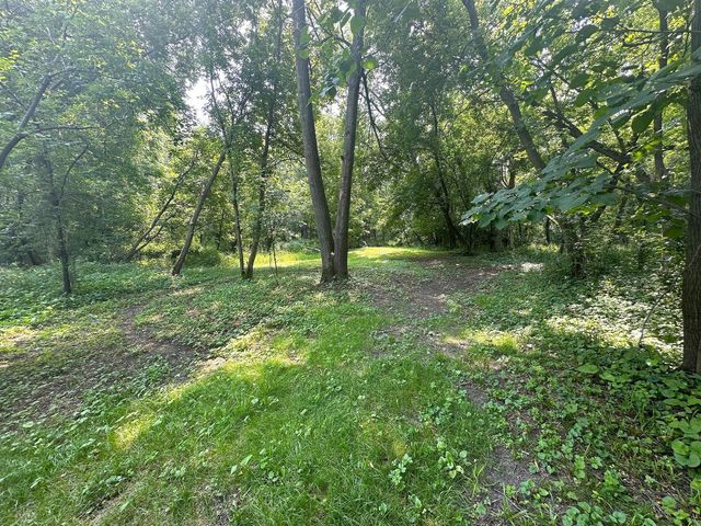 W4978 Valley Creek ROAD, Fond Du Lac, WI 54937