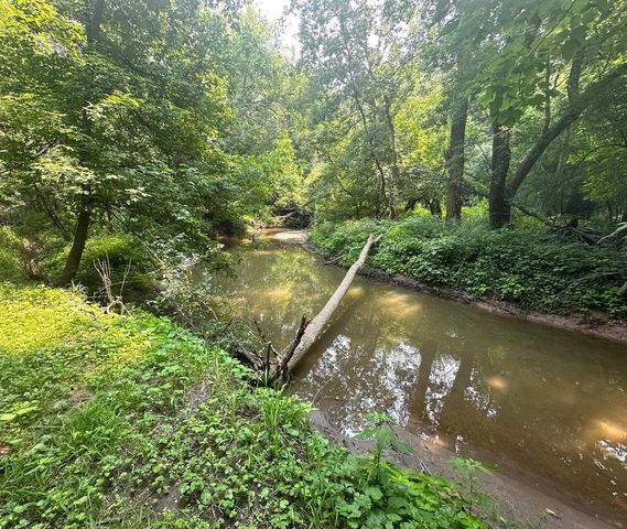 W4978 Valley Creek ROAD, Fond Du Lac, WI 54937