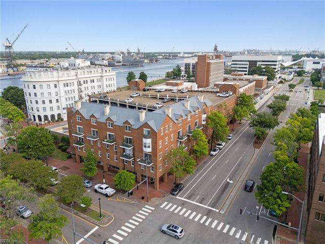 111 High St Apt 407, Portsmouth, VA 23704