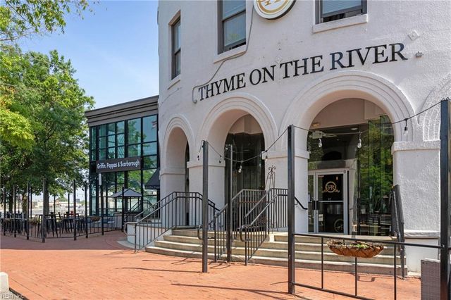 111 High St Apt 407, Portsmouth, VA 23704