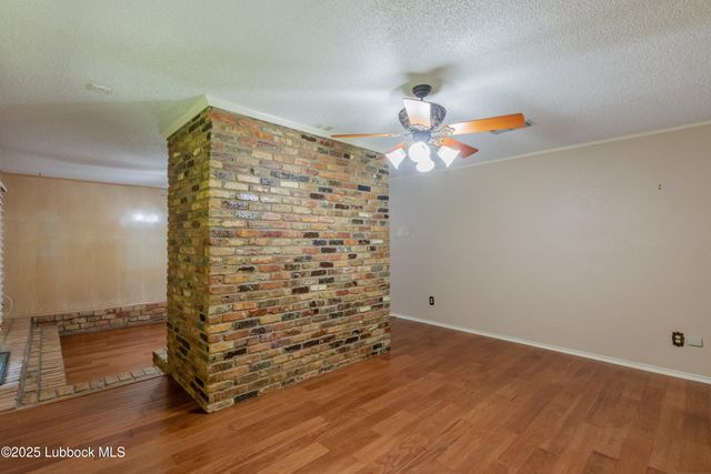 1804 Albany Avenue, Lubbock, TX 79416