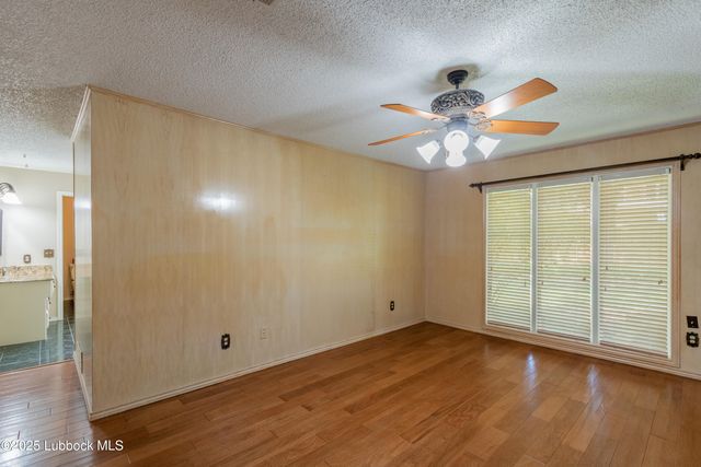 1804 Albany Avenue, Lubbock, TX 79416