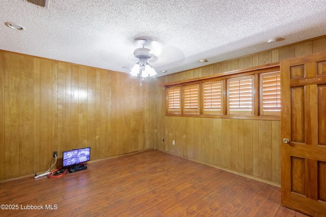 1804 Albany Avenue, Lubbock, TX 79416