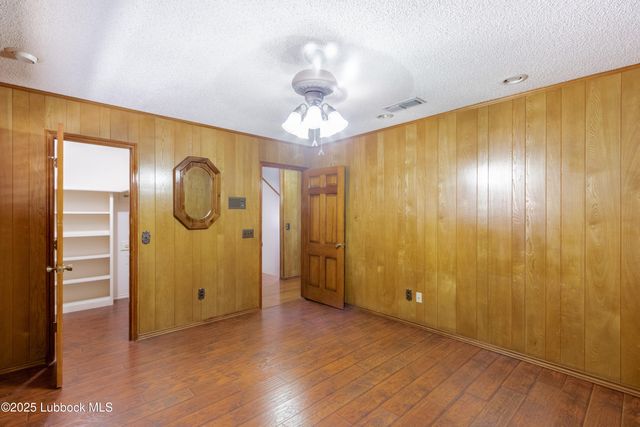 1804 Albany Avenue, Lubbock, TX 79416