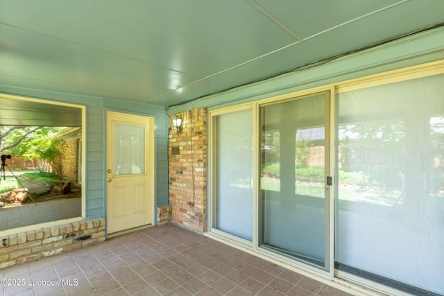 1804 Albany Avenue, Lubbock, TX 79416