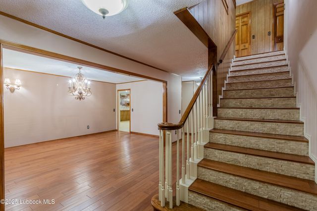 1804 Albany Avenue, Lubbock, TX 79416