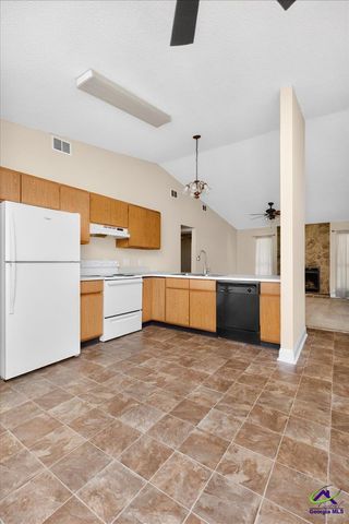 233 Somerset Drive, Warner Robins, GA 31088
