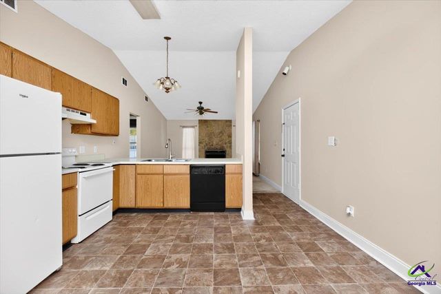 233 Somerset Drive, Warner Robins, GA 31088